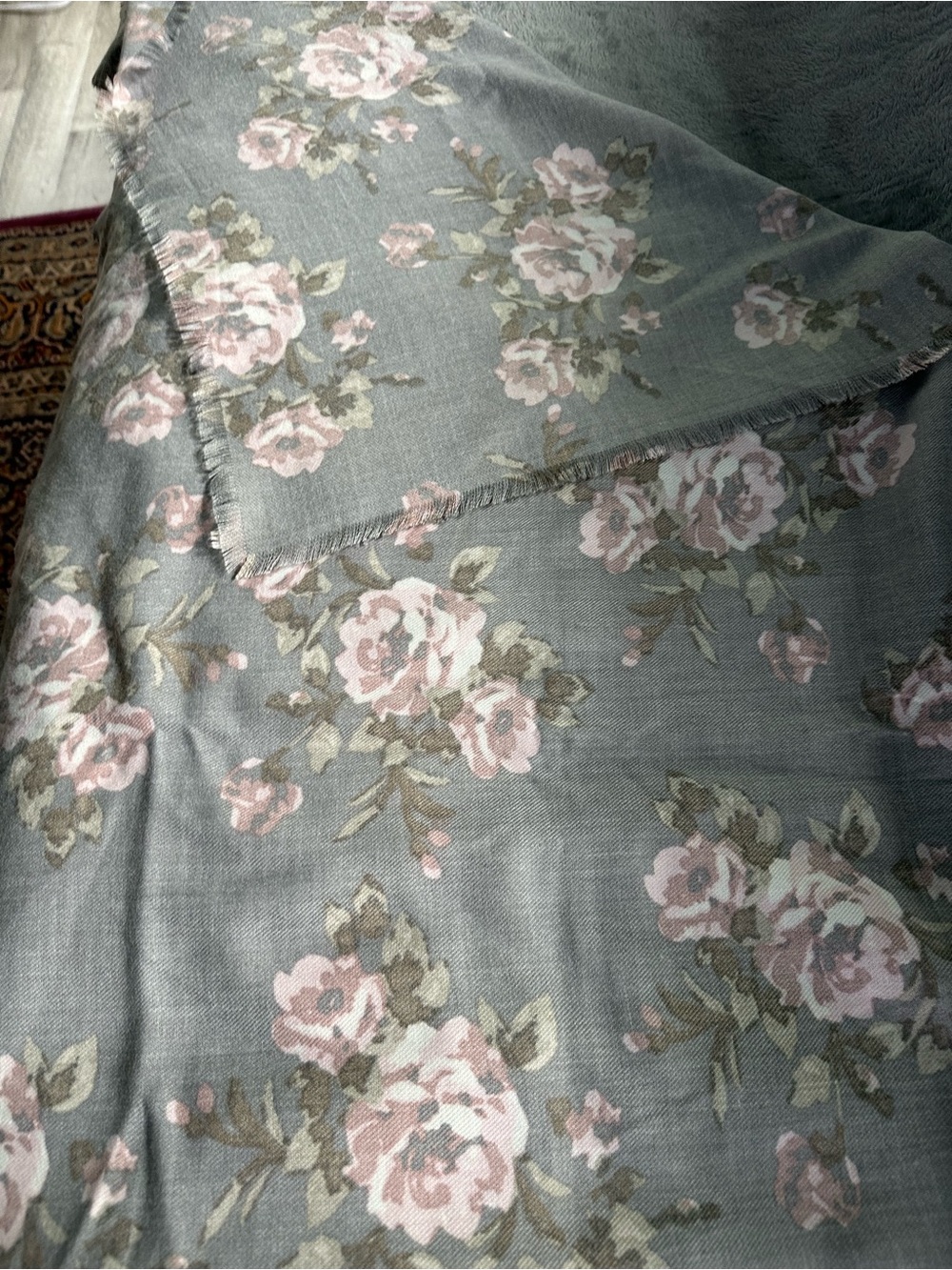 Gray Floral Jacquard Throw Blanket - Wrap, Unbranded